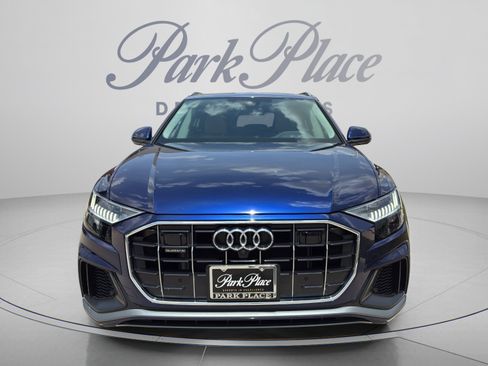 Used 2023 Audi Q8 Premium Plus AWD/4WD image 9