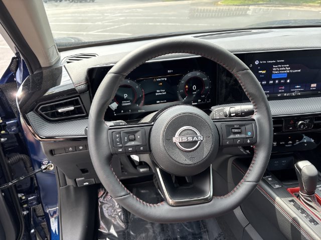 New 2026 Nissan Kicks SR w/ SR Premium Package AWD/4WD image 14