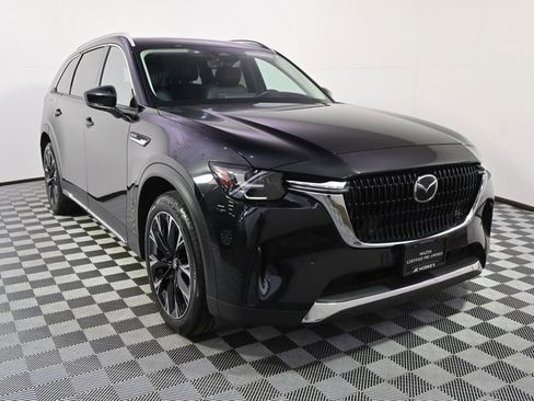 Certified 2024 MAZDA CX-90 Plug-In Hybrid w/ Premium Pkg image 9