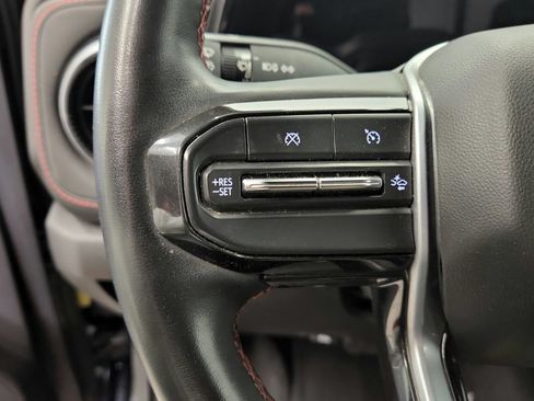 Used 2023 Chevrolet Colorado Z71 w/ Z71 Convenience Package 2 AWD/4WD image 37