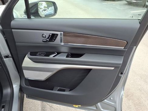 New 2026 Cadillac Vistiq Sport image 26