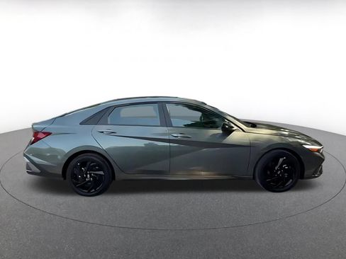 Used 2026 Hyundai Elantra Sport FWD image 13