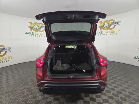 Certified 2024 Chevrolet Trax RS image 31