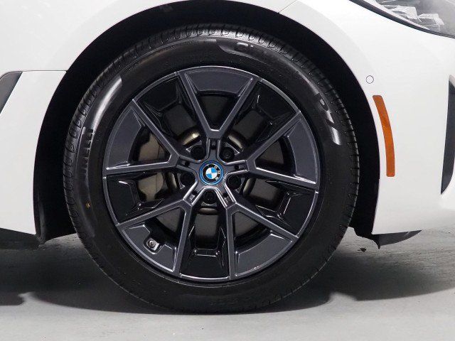 Used 2023 BMW i4 eDrive35 w/ Premium Package RWD image 50