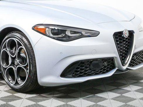 New 2026 Alfa Romeo Giulia w/ Driving Assist Package RWD image 37