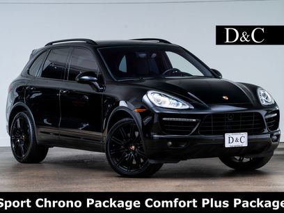 Used 2014 Porsche Cayenne Turbo w/ Comfort Plus Package (PU4)