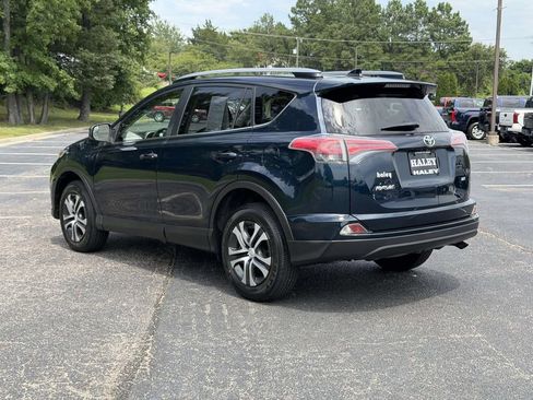Used 2017 Toyota RAV4 LE w/ Carpet Mat Package FWD image 21