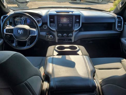 Used 2022 RAM 1500 Big Horn AWD/4WD image 11