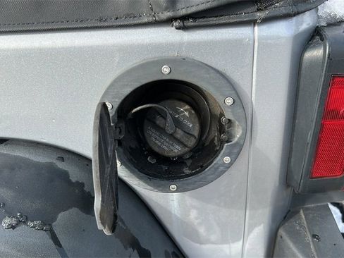 Used 2013 Jeep Wrangler Sport image 27