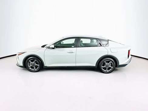 Used 2025 Kia K4 FWD image 4