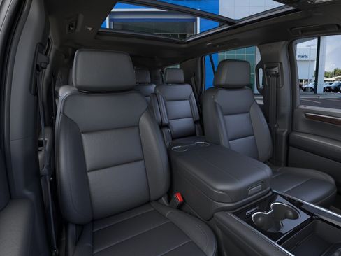 New 2026 Chevrolet Tahoe Z71 w/ Comfort Package AWD/4WD image 30