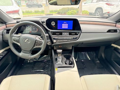 Used 2025 Lexus ES 350 350 image 25