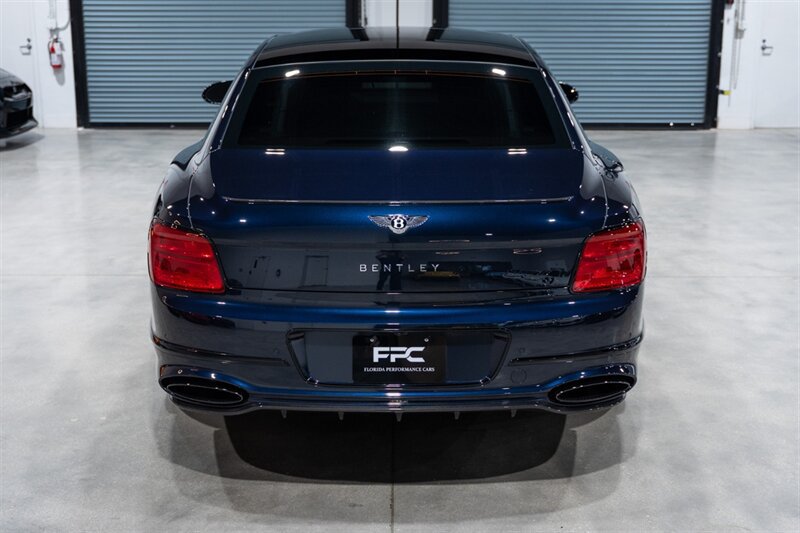 Used 2022 Bentley Flying Spur W12 AWD/4WD image 5