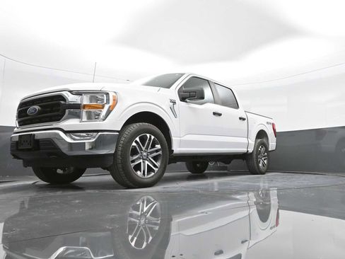 Used 2022 Ford F150 XLT image 32