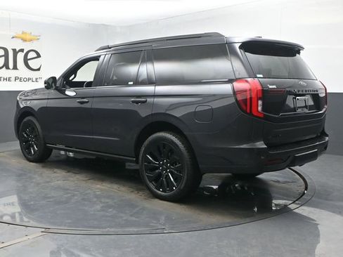 Used 2025 Ford Expedition Platinum w/ Stealth Appearance Package AWD/4WD image 38