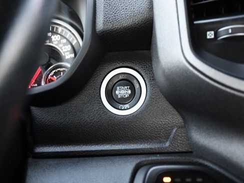 Used 2021 RAM 2500 Tradesman w/ Chrome Appearance Group image 18