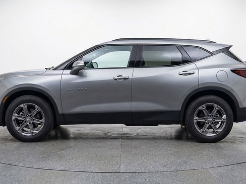 Used 2025 Chevrolet Blazer LT image 5