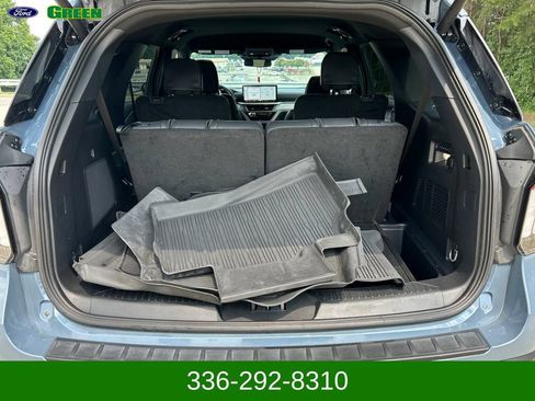 Used 2025 Ford Explorer ST RWD image 25