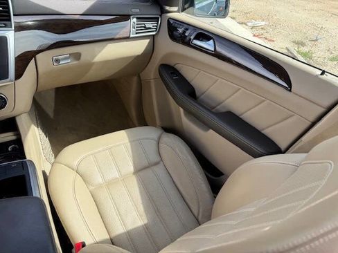 Used 2016 Mercedes-Benz GL 450 4MATIC image 29