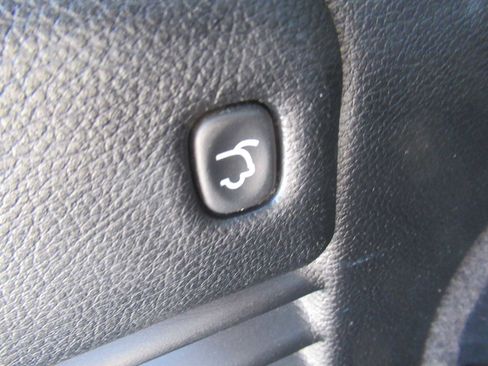 Used 2013 Jeep Grand Cherokee Overland w/ Advance Technology Group image 7