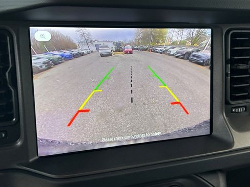 New 2025 Ford Bronco Badlands w/ Sasquatch Package image 16