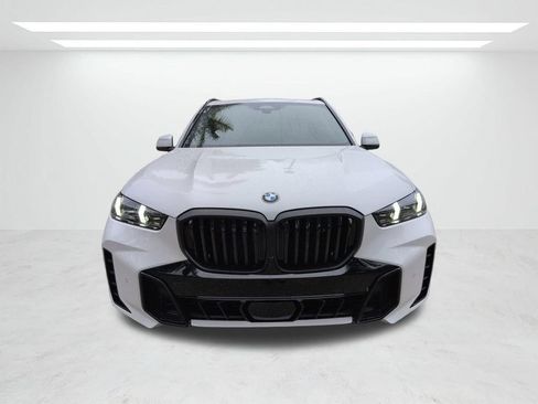 New 2026 BMW X5 xDrive40i w/ M Sport Package AWD/4WD image 9