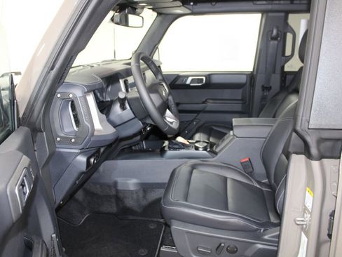 New 2025 Ford Bronco Outer Banks image 22