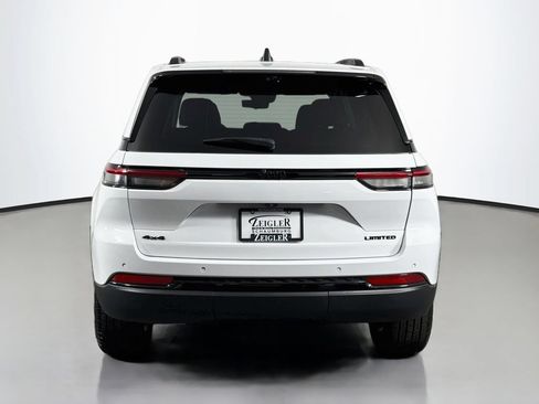 Used 2023 Jeep Grand Cherokee Limited w/ Luxury Tech Group II AWD/4WD image 6