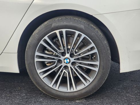 Used 2020 BMW 530i image 10