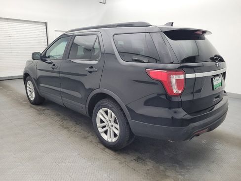 Used 2016 Ford Explorer FWD image 3