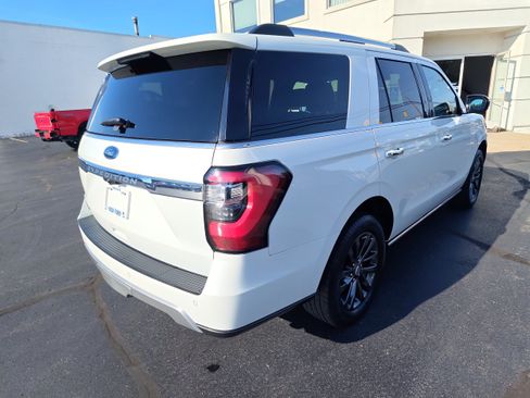 Used 2021 Ford Expedition Limited AWD/4WD image 6