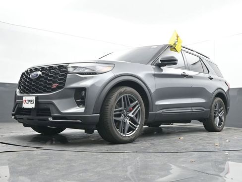 Used 2025 Ford Explorer ST w/ Sun And Sound Package image 49