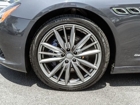 Used 2020 Maserati Quattroporte S GranLusso Q4 AWD/4WD image 37