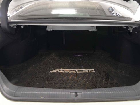 Used 2019 Toyota Avalon XSE w/ All Weather Liner Package FWD image 12