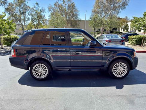 Used 2011 Land Rover Range Rover Sport HSE AWD/4WD image 7