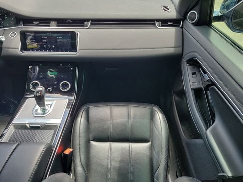 Used 2020 Land Rover Range Rover Evoque SE image 23