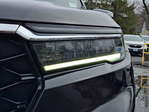 Certified 2023 Honda Pilot Elite image 8