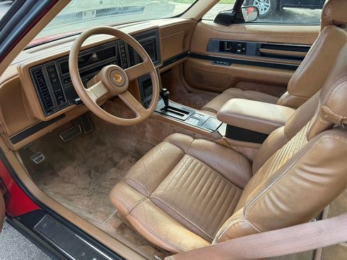 Used 1988 Buick Reatta Coupe image 9