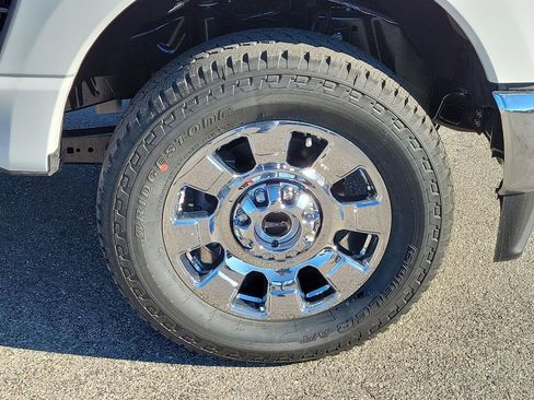 New 2026 Ford F250 King Ranch w/ Chrome Package AWD/4WD image 7