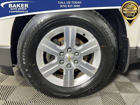 Used 2011 Chevrolet Traverse LT w/ LPO, 'HIT The Road' Package image 30