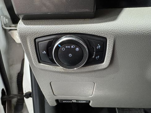 Used 2017 Ford F250 XLT AWD/4WD image 16
