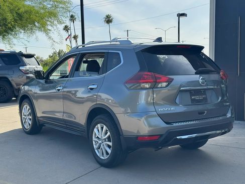 Used 2018 Nissan Rogue SV AWD/4WD image 8