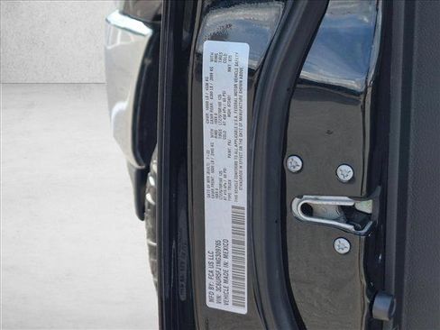 Used 2022 RAM 2500 Laramie AWD/4WD image 15