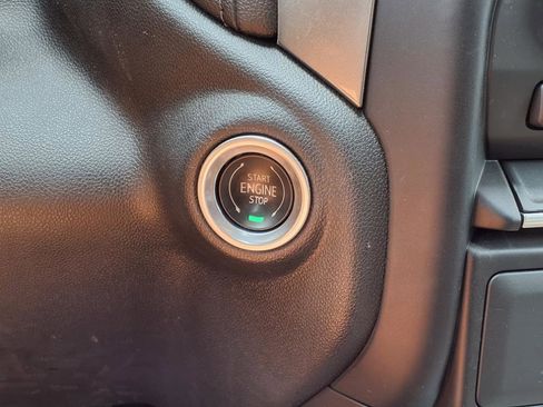 Certified 2022 Chevrolet Silverado 1500 RST image 19