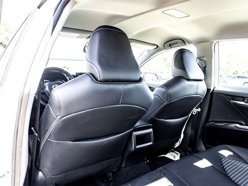 Used 2024 Toyota Camry SE image 28