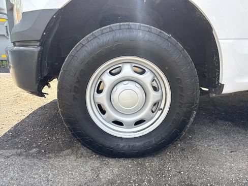 Used 2015 Ford F150 XL w/ XL Power Equipment Group AWD/4WD image 27