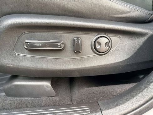 Used 2024 Honda CR-V EX-L image 19