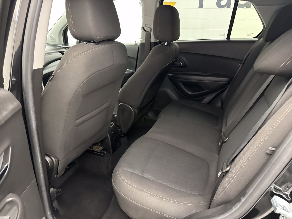 Used 2020 Chevrolet Trax LS w/ Tint and Cruise Package FWD image 19