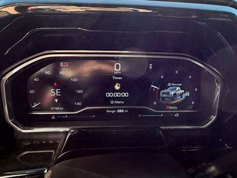 Certified 2025 GMC Sierra 2500 SLT w/ SLT Premium Package image 9