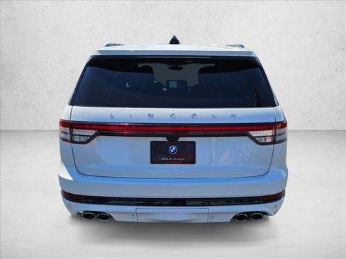 Used 2025 Lincoln Aviator Reserve w/ Jet Appearance Package AWD/4WD image 7